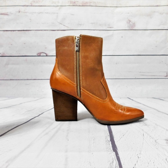 Donald Pliner Velle-RK Women's Leather Boots, Sz 9 - Picture 3 of 8